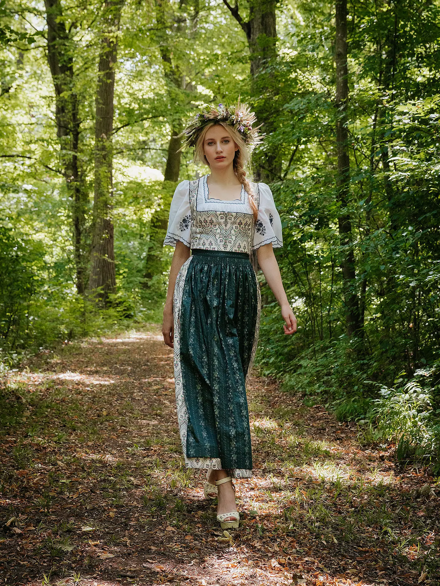 LENA HOSCHEK | Dirndlbluse TREUBACH | 